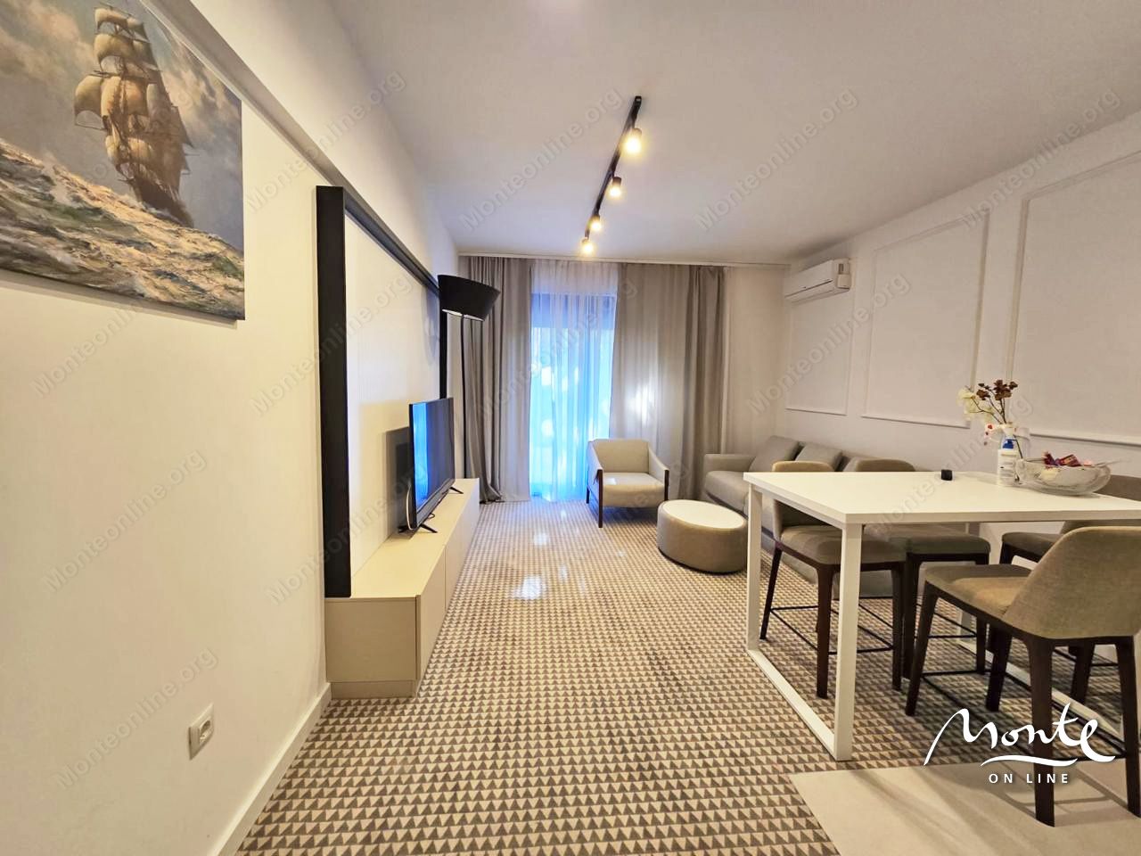 Квартира в Будве, Черногория, 74 м² - фото 1