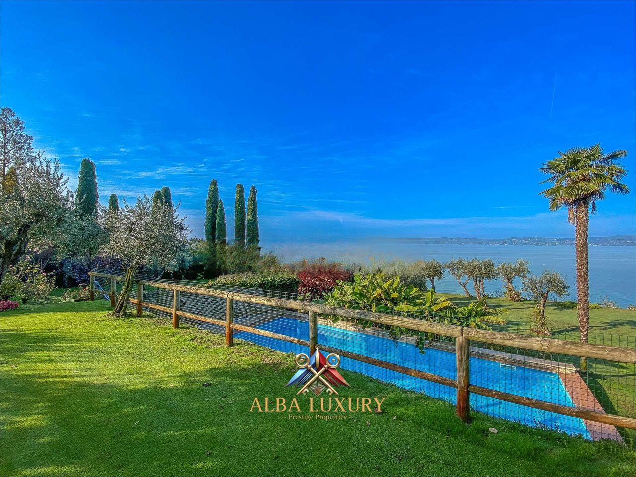 Вилла в Сирмионе, Италия, 1 050 м² - фото 2