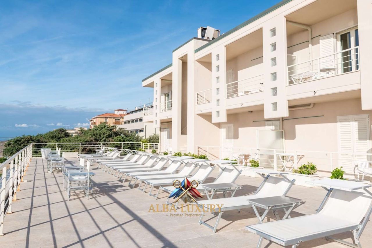 Апартаменты в Кастаньето-Кардуччи, Италия, 1 000 м² - фото 4