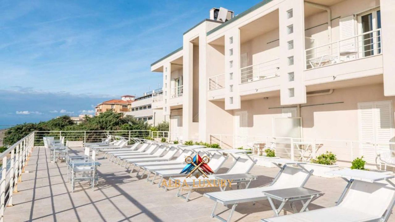 Апартаменты в Кастаньето-Кардуччи, Италия, 1 000 м² - фото 7