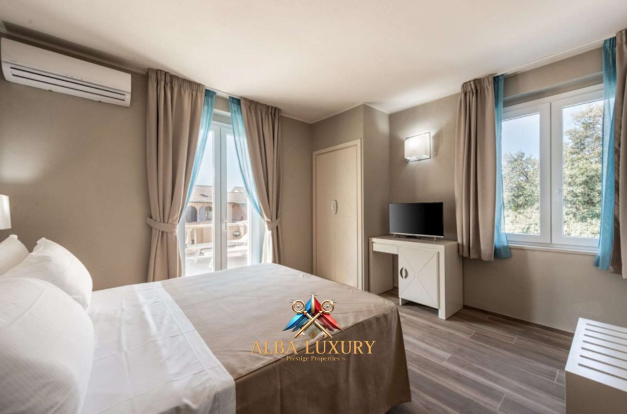 Апартаменты в Кастаньето-Кардуччи, Италия, 1 000 м² - фото 19