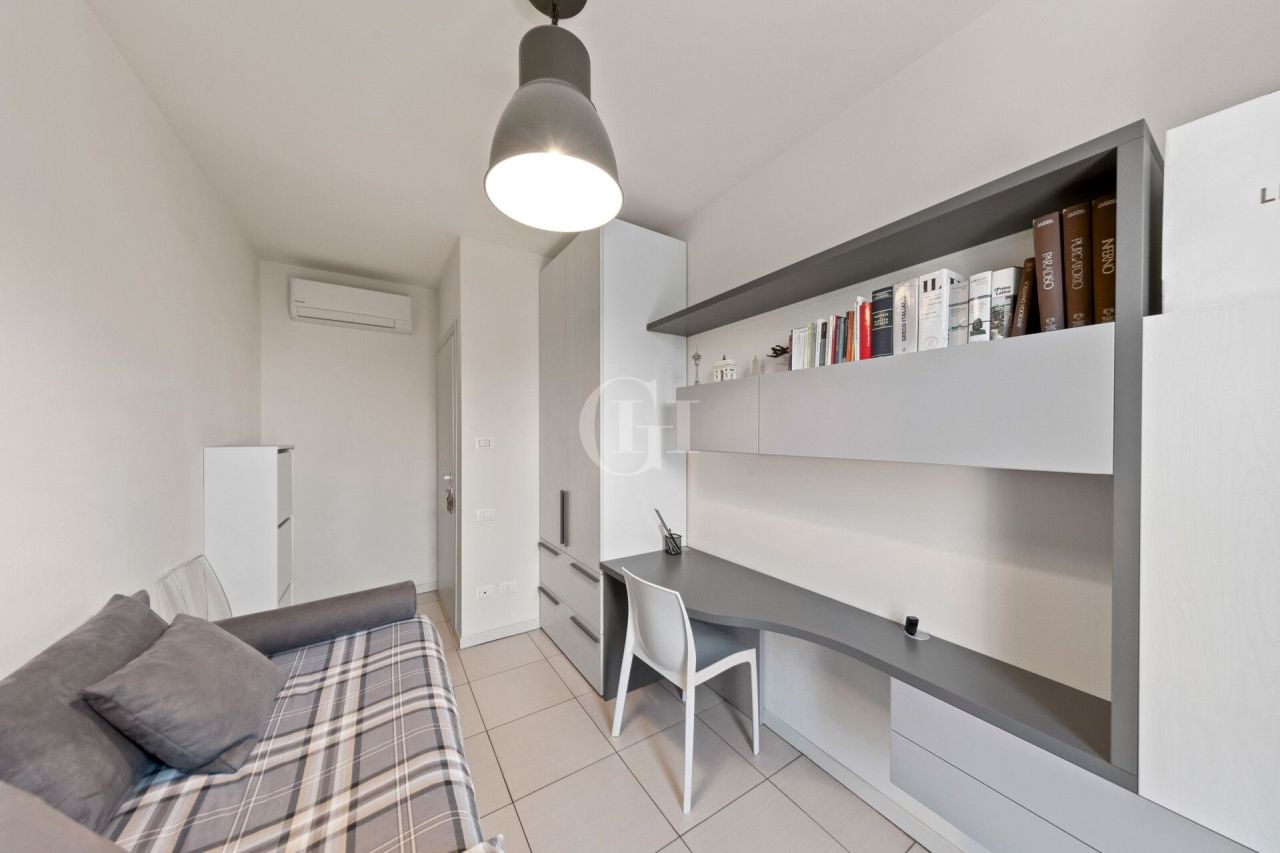 Апартаменты у озера Гарда, Италия, 138 м² - фото 10