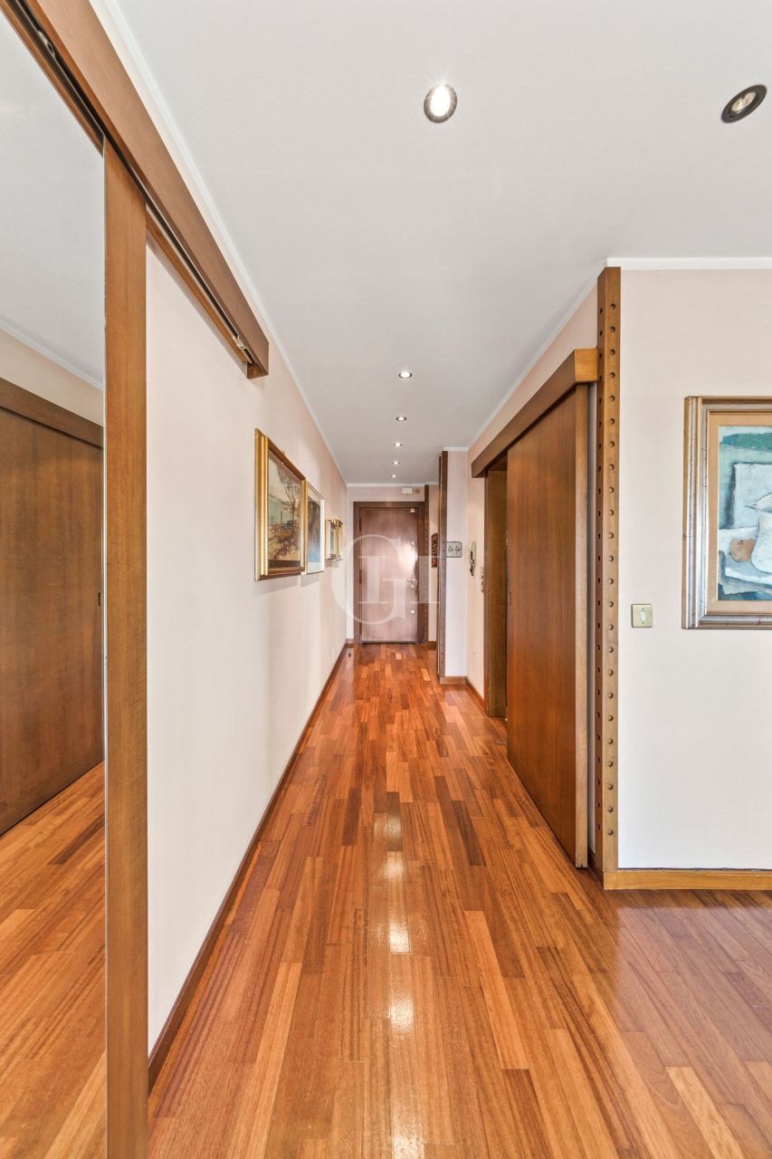 Пентхаус у озера Гарда, Италия, 185 м² - фото 2