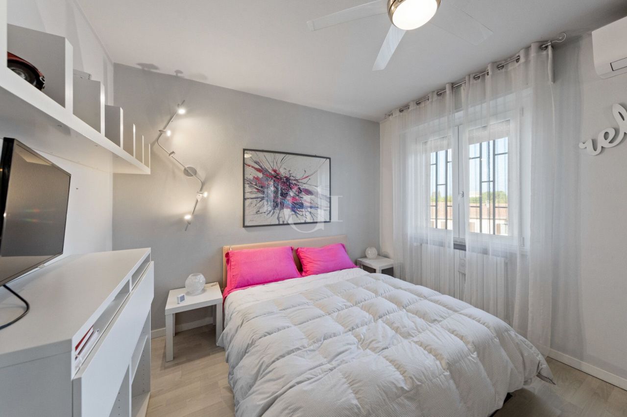 Вилла у озера Гарда, Италия, 215 м² - фото 8