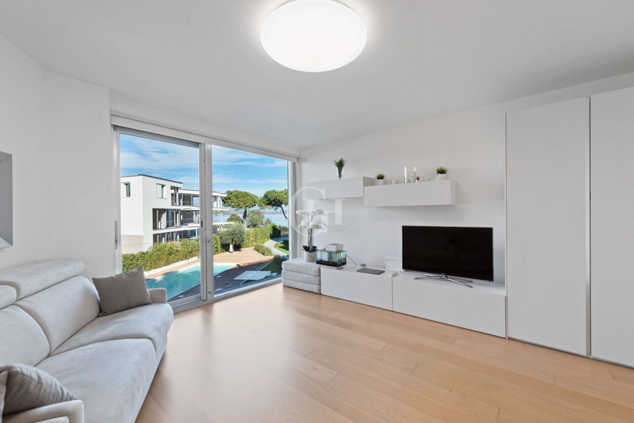 Апартаменты у озера Гарда, Италия, 55 м² - фото 10