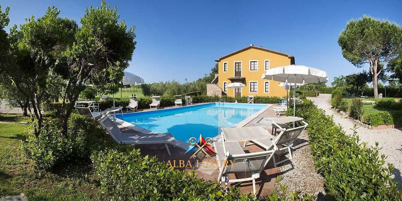 Вилла в Кастаньето-Кардуччи, Италия, 2 000 м² - фото 4