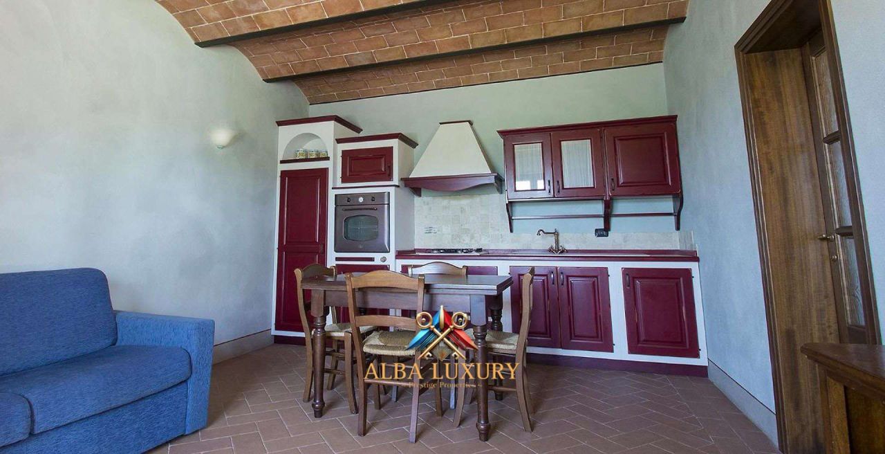 Вилла в Кастаньето-Кардуччи, Италия, 2 000 м² - фото 9