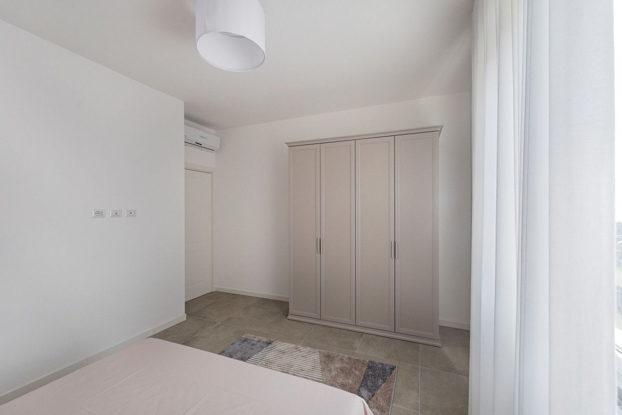 Апартаменты у озера Гарда, Италия, 80 м² - фото 5