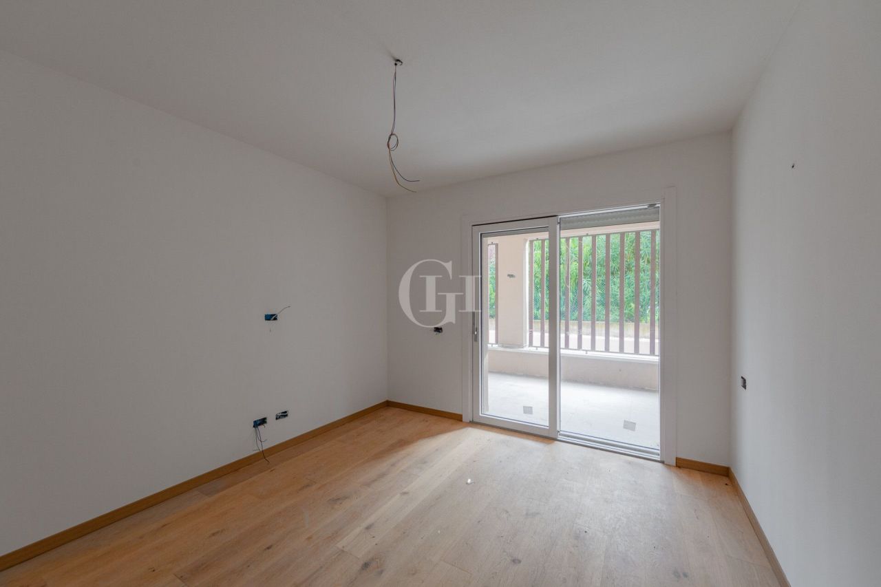 Апартаменты у озера Гарда, Италия, 134 м² - фото 7