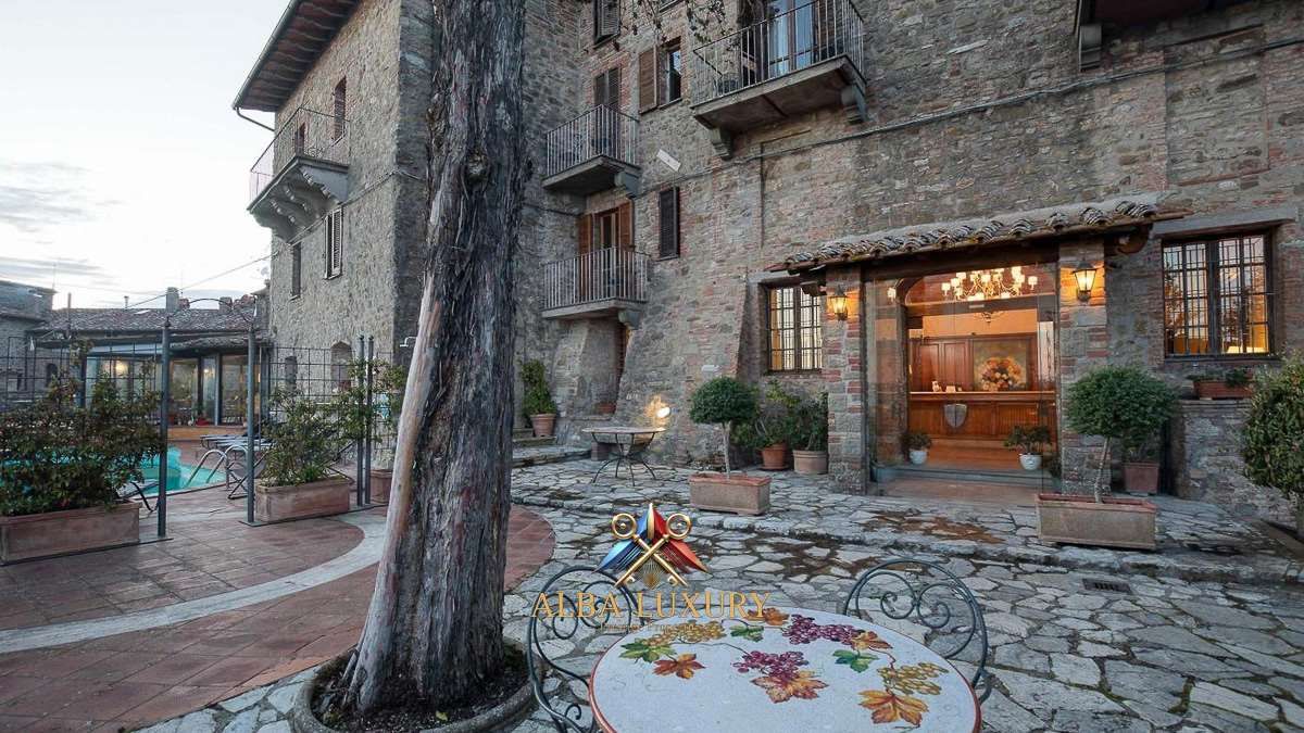 Вилла в Пассиньяно-суль-Тразимено, Италия, 2 000 м² - фото 10