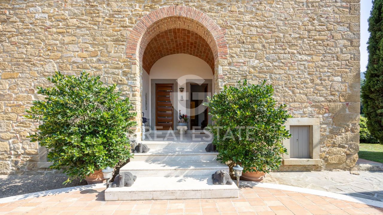 Дом в Ареццо, Италия, 765.35 м² - фото 8