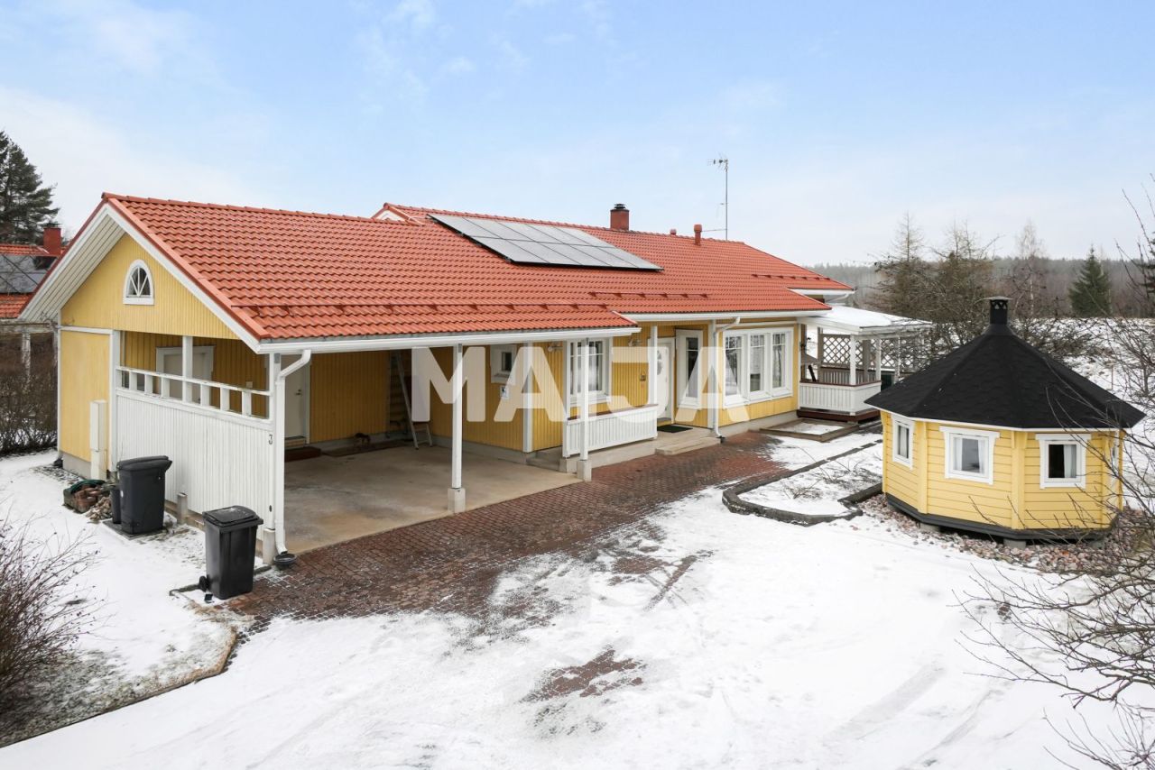 Дом в Риихимяки, Финляндия, 148 м² - фото 1