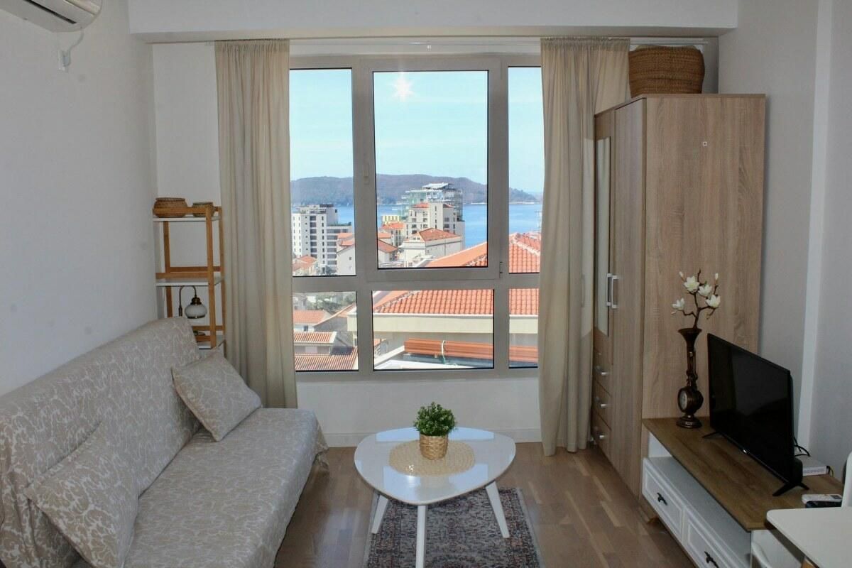 Квартира в Бечичи, Черногория, 37 м² - фото 1