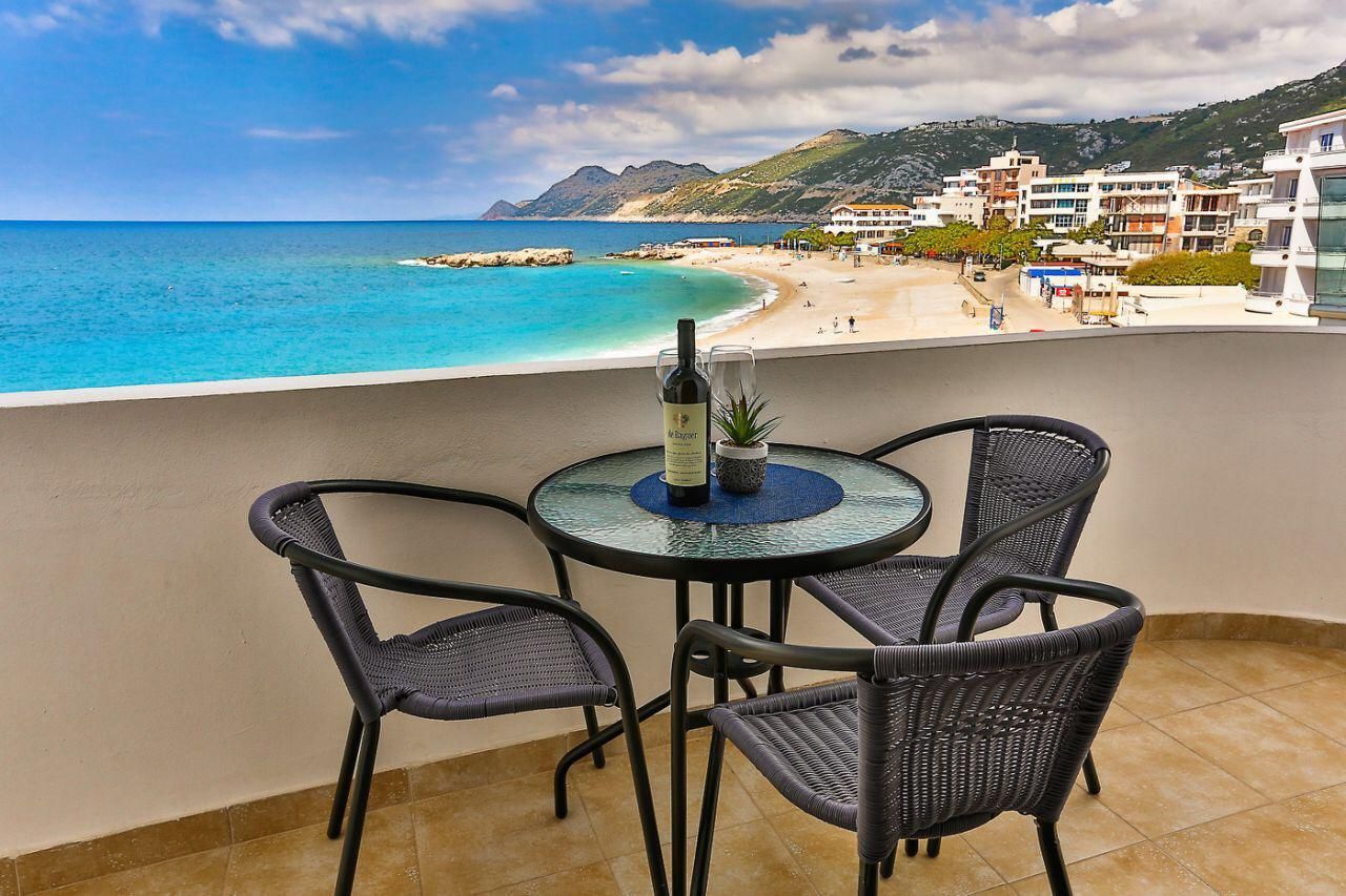 Офис в Добра Воде, Черногория, 656 м² - фото 1