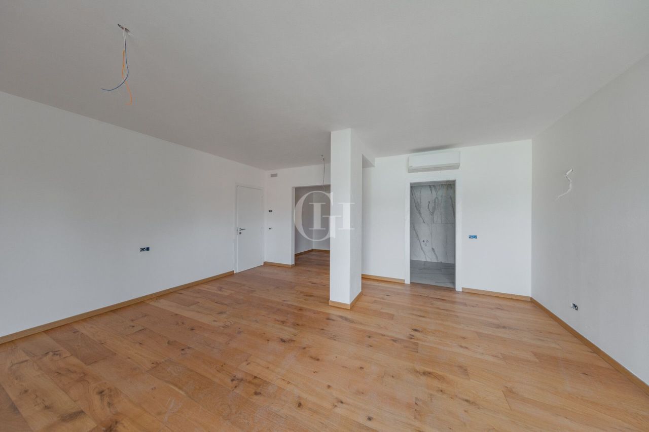 Пентхаус у озера Гарда, Италия, 201 м² - фото 17