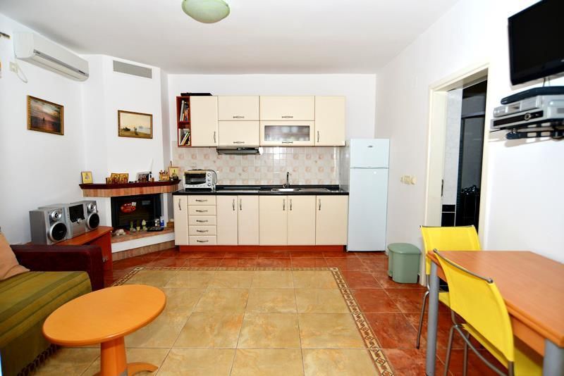 Офис в Кумборе, Черногория, 191 м² - фото 2