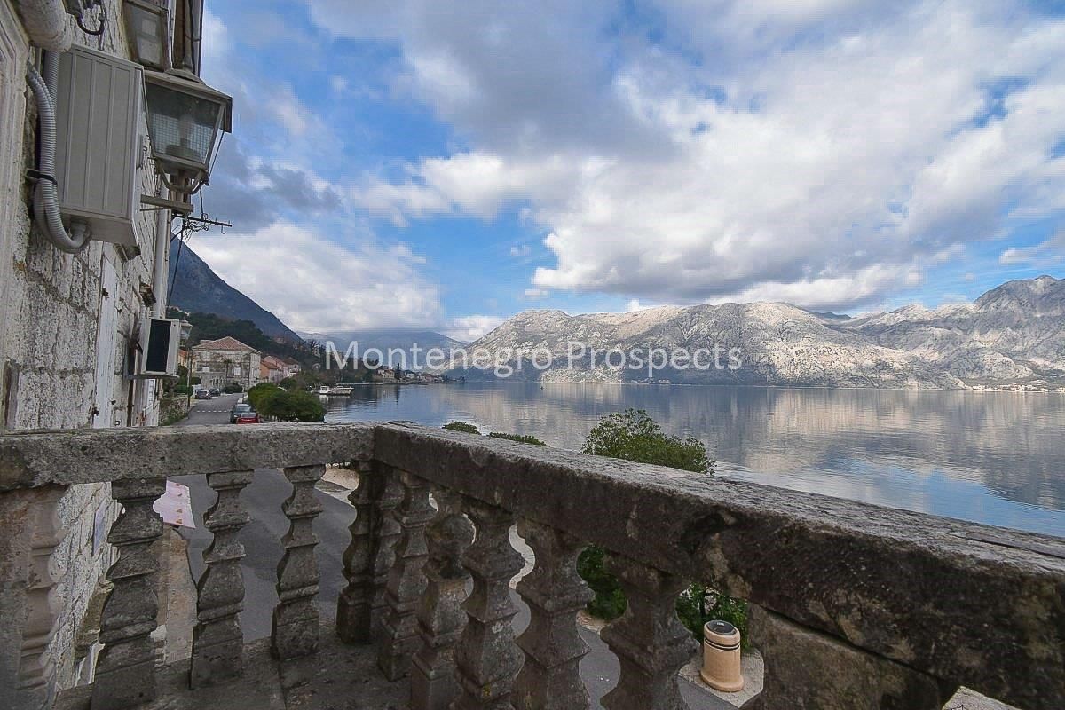 Дом в Прчани, Черногория, 326 м² - фото 2