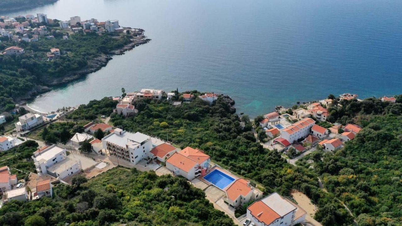 Земля в Утехе, Черногория, 10 230 м² - фото 2