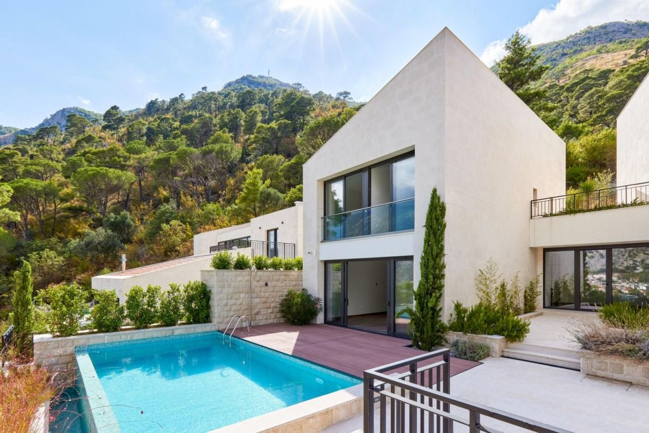 Дом в Прчани, Черногория, 349 м² - фото 2