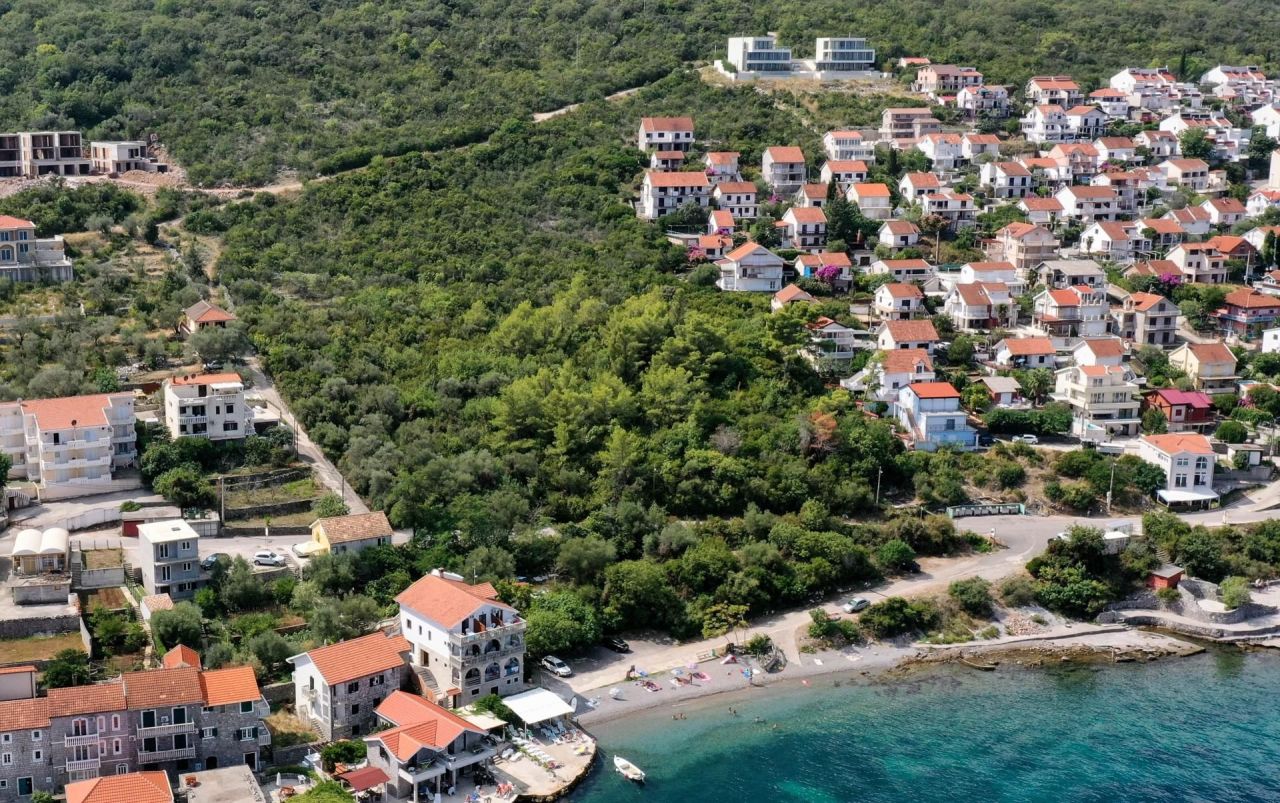 Земля на полуострове Луштица, Черногория, 21 911 м² - фото 3