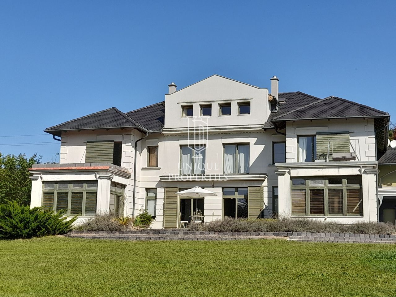 Особняк в Будапеште, Венгрия, 1 000 м² - фото 5