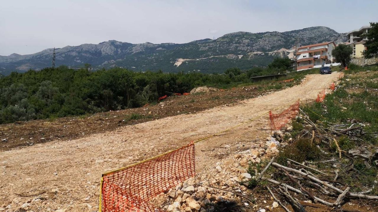 Земля в Бечичи, Черногория, 9 417 м² - фото 3