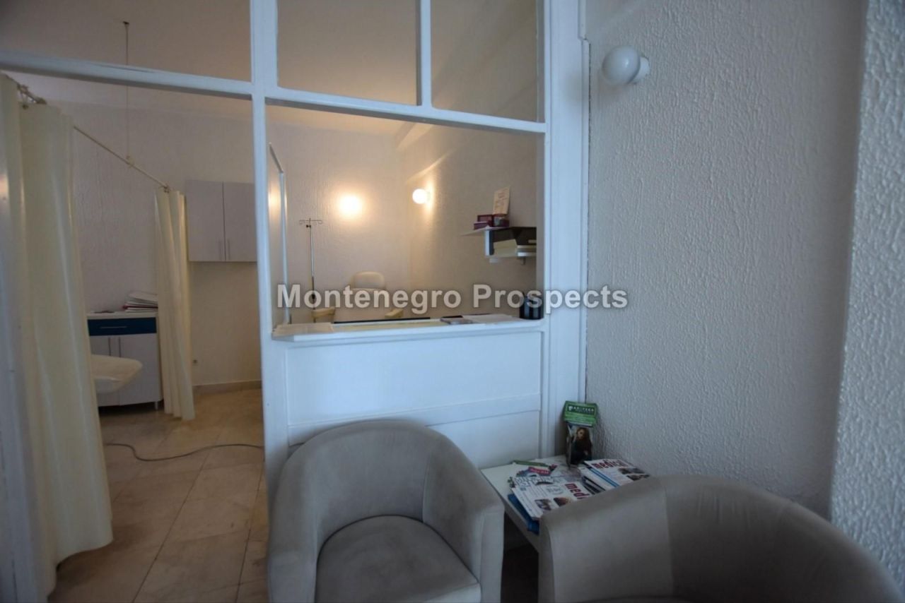 Офис в Будве, Черногория, 48 м² - фото 3