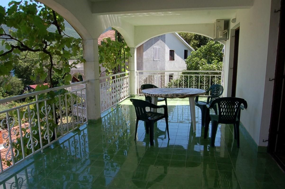 Квартира в Дженовичах, Черногория, 100 м² - фото 3