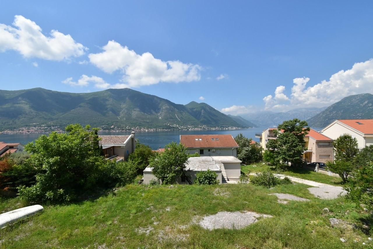 Земля в Доброте, Черногория, 1 370 м² - фото 4