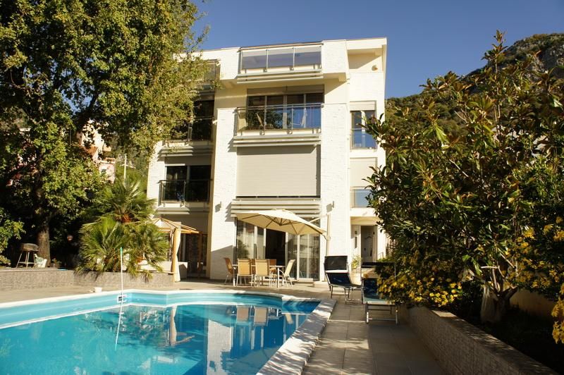 Дом в Будве, Черногория, 380 м² - фото 2