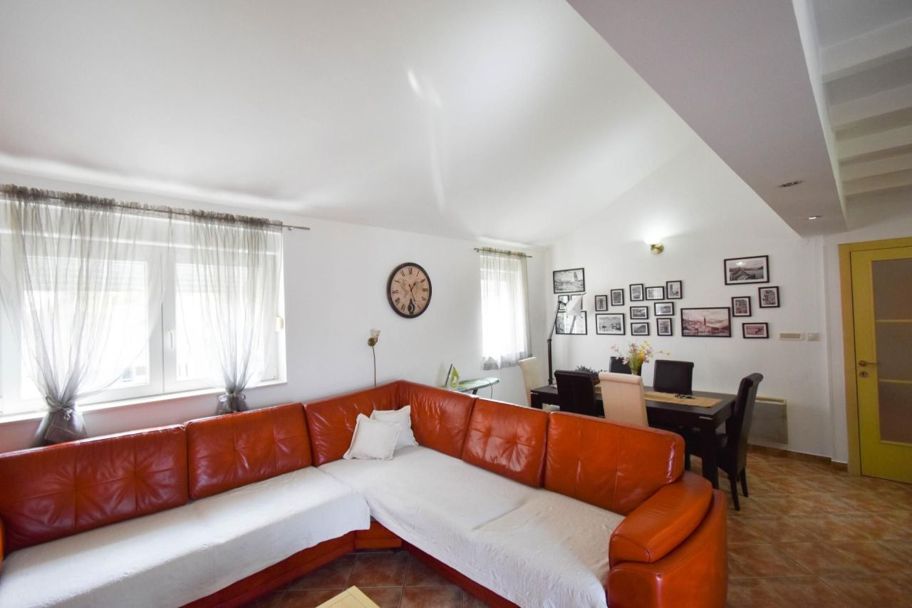 Квартира в Доброте, Черногория, 102 м² - фото 5