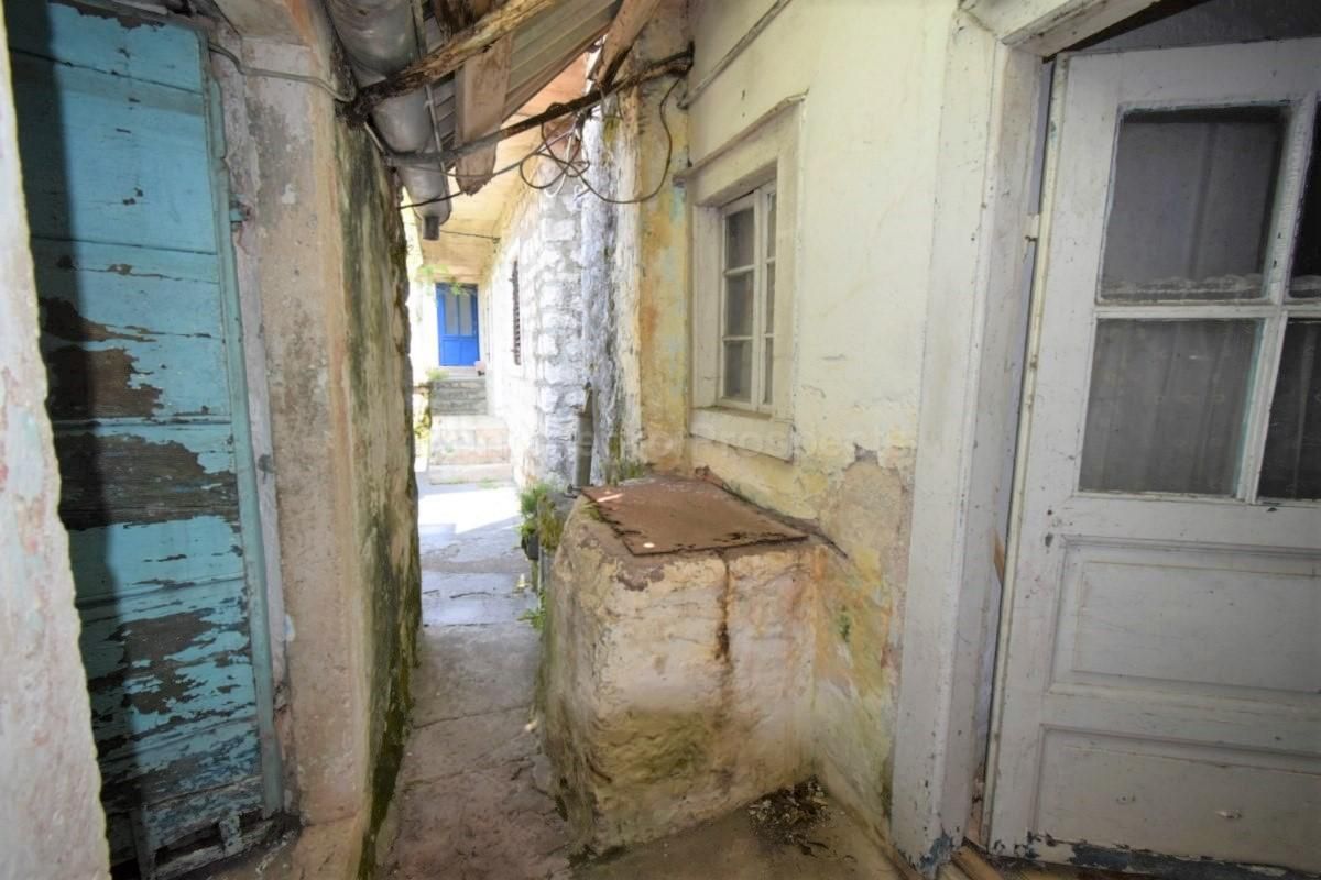 Дом в Перасте, Черногория, 193 м² - фото 5