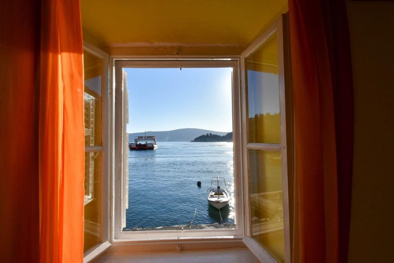 Дом в Тивате, Черногория, 190 м² - фото 6