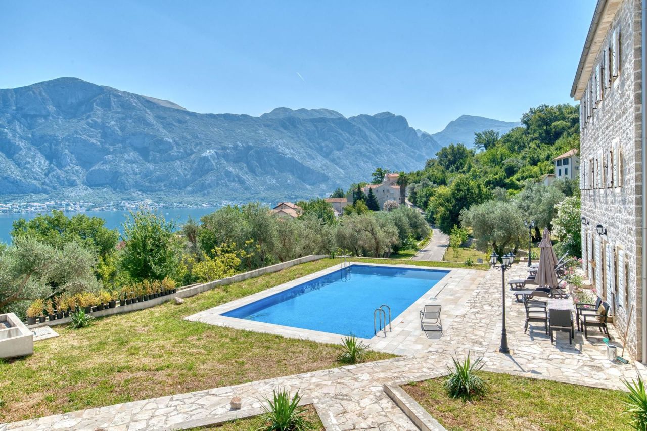 Дом в Прчани, Черногория, 800 м² - фото 7