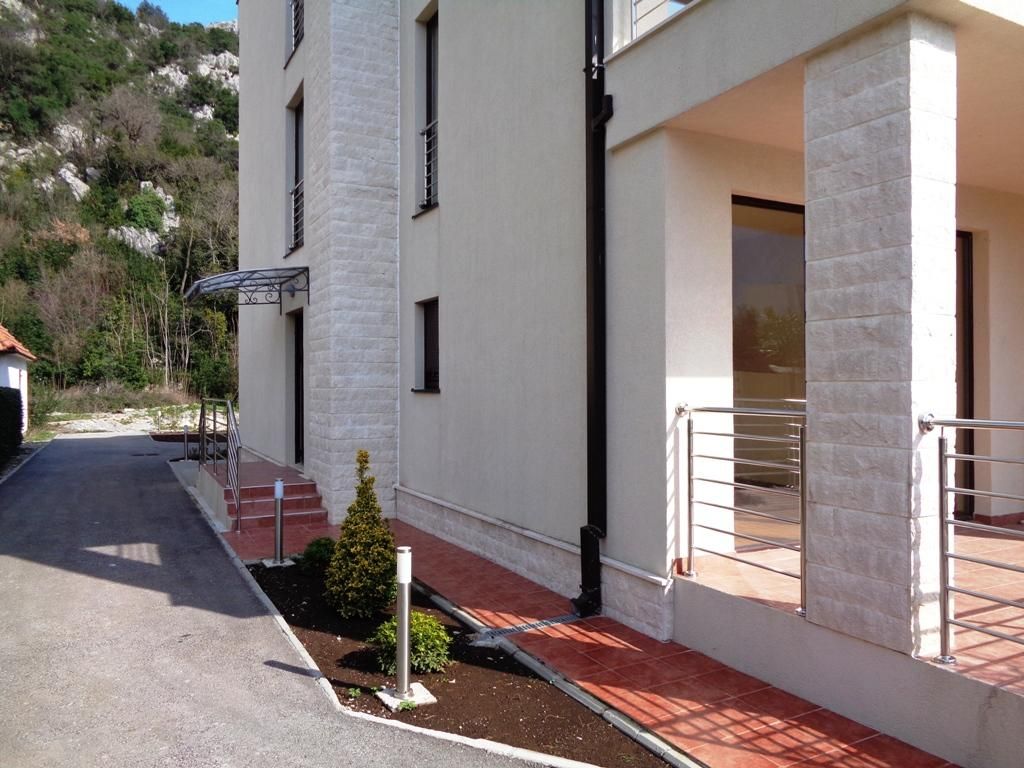 Дом в Рисане, Черногория, 793 м² - фото 7