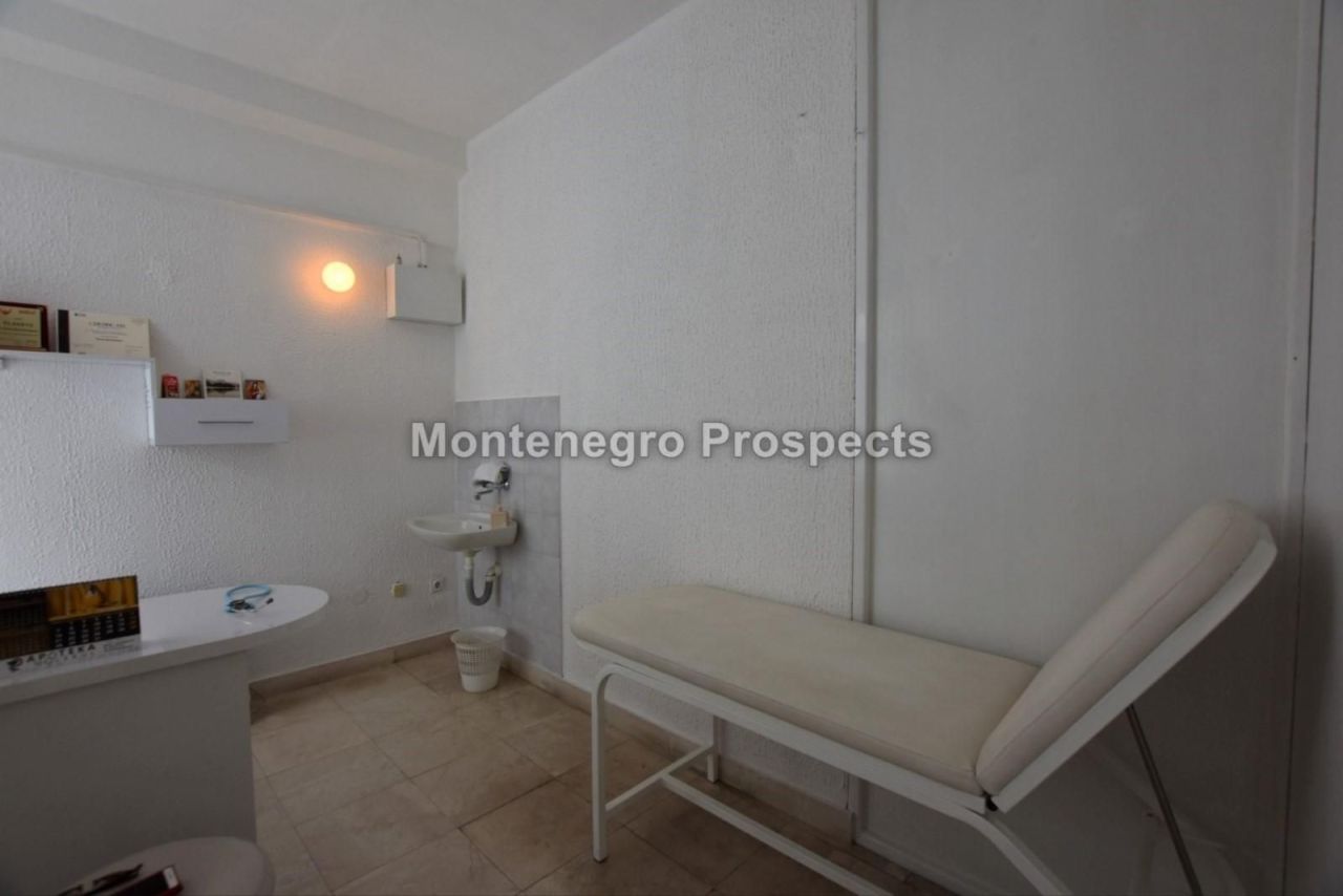 Офис в Будве, Черногория, 48 м² - фото 7