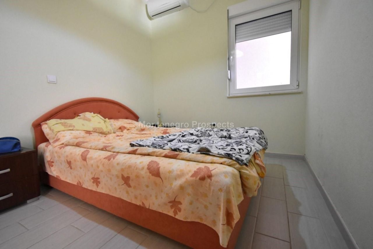 Дом в Тивате, Черногория, 247 м² - фото 7