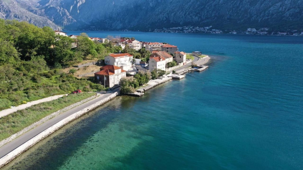 Дом в Прчани, Черногория, 300 м² - фото 8