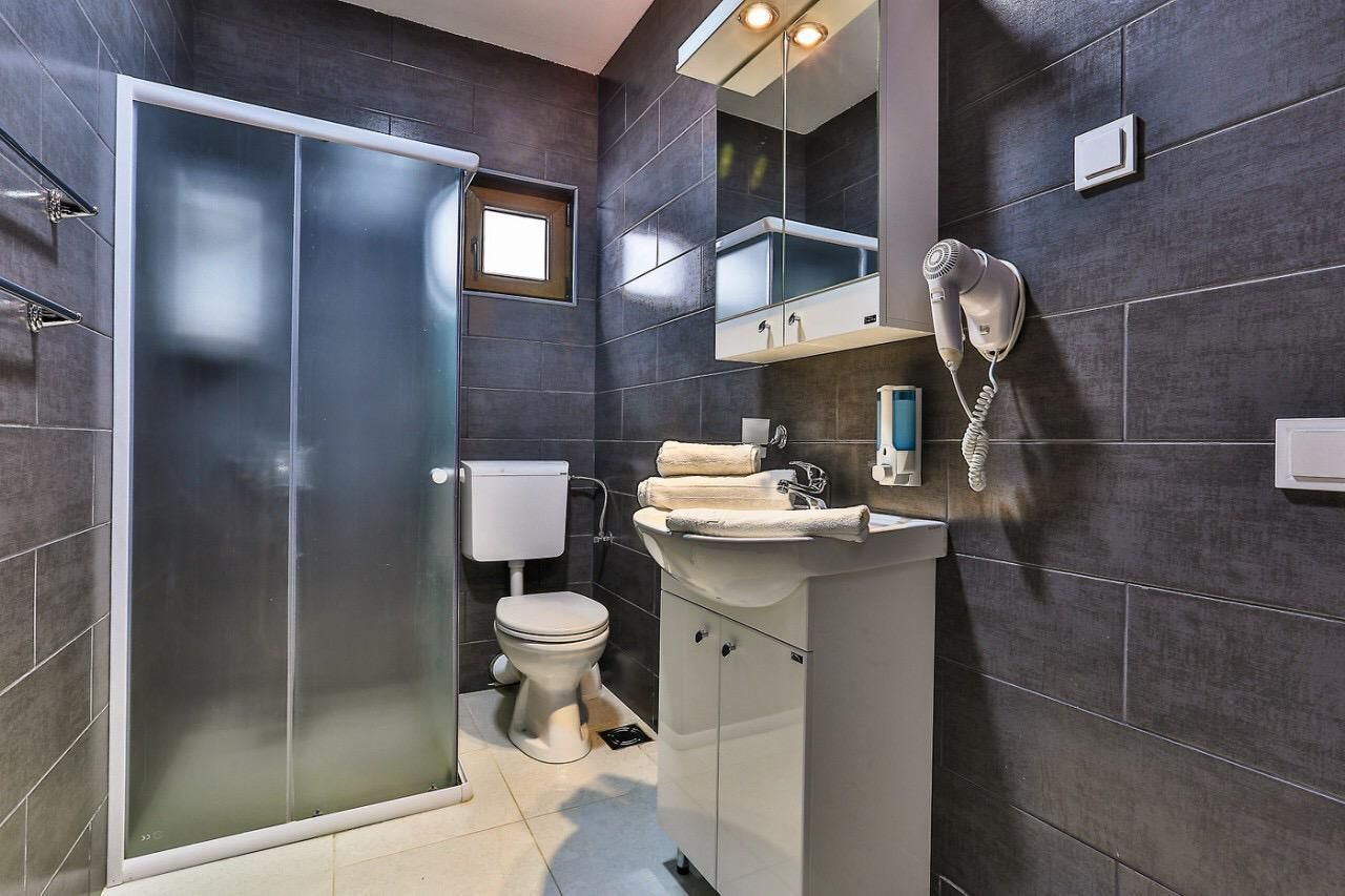 Офис в Добра Воде, Черногория, 656 м² - фото 9