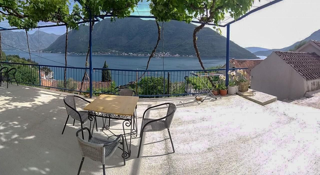 Дом в Перасте, Черногория, 160 м² - фото 9