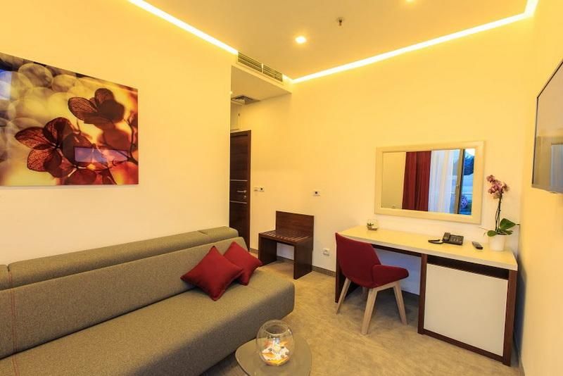 Офис в Сутоморе, Черногория, 1 884 м² - фото 9