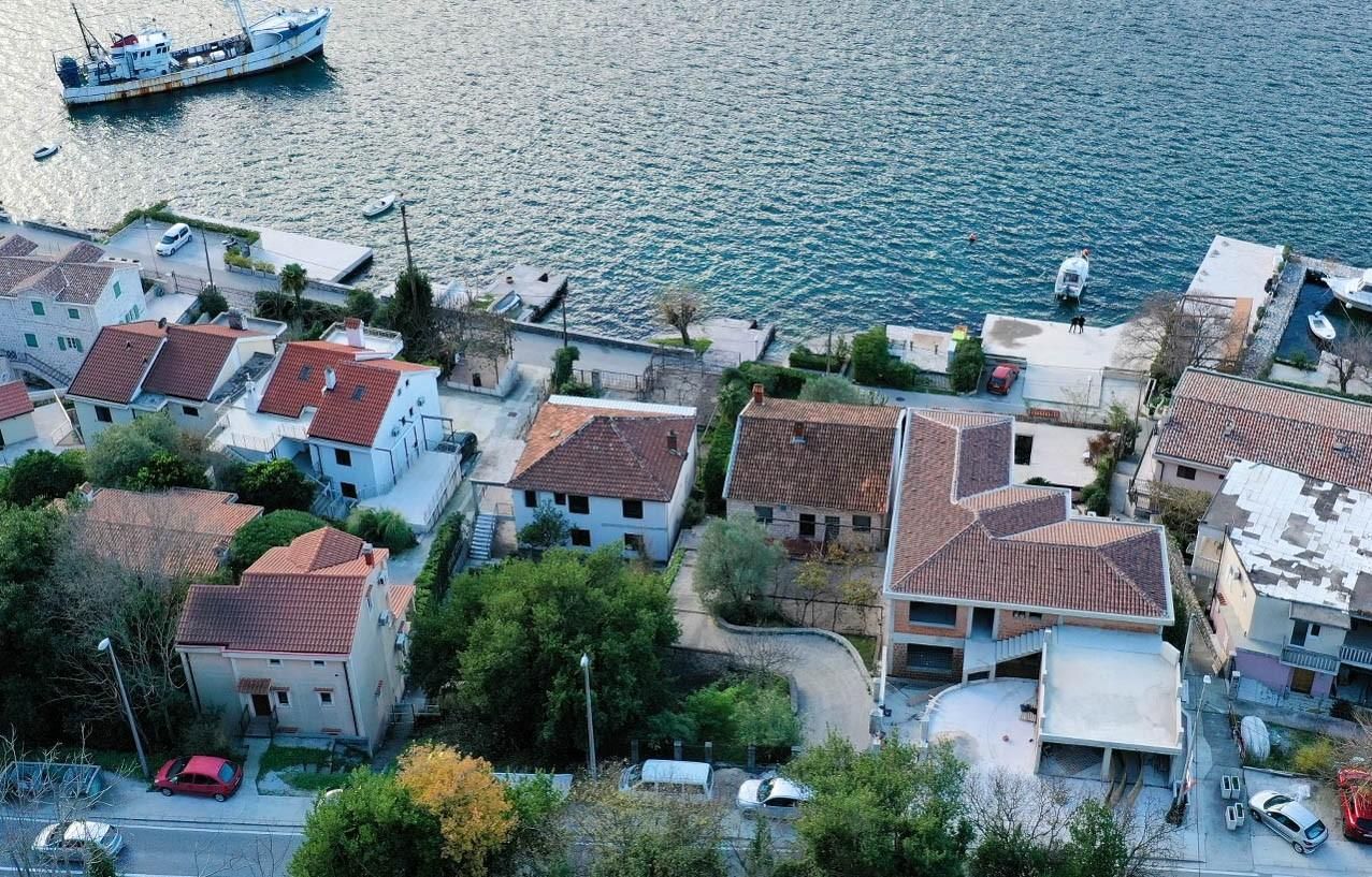 Дом в Доброте, Черногория, 175 м² - фото 11