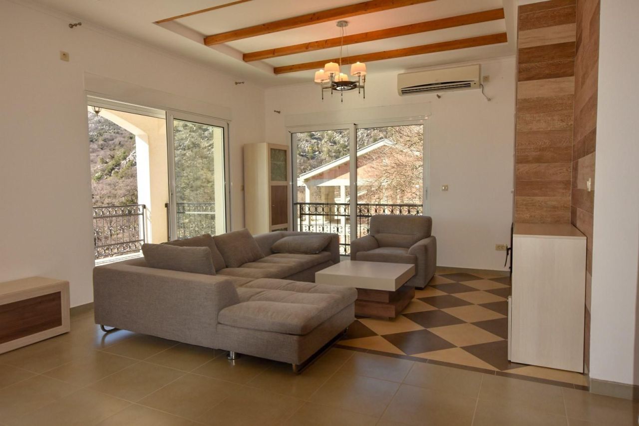 Дом в Рисане, Черногория, 250 м² - фото 11