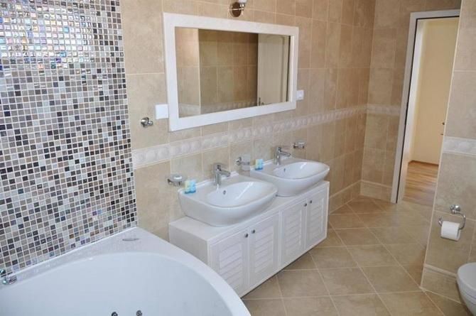 Офис в Кумборе, Черногория, 1 464 м² - фото 9