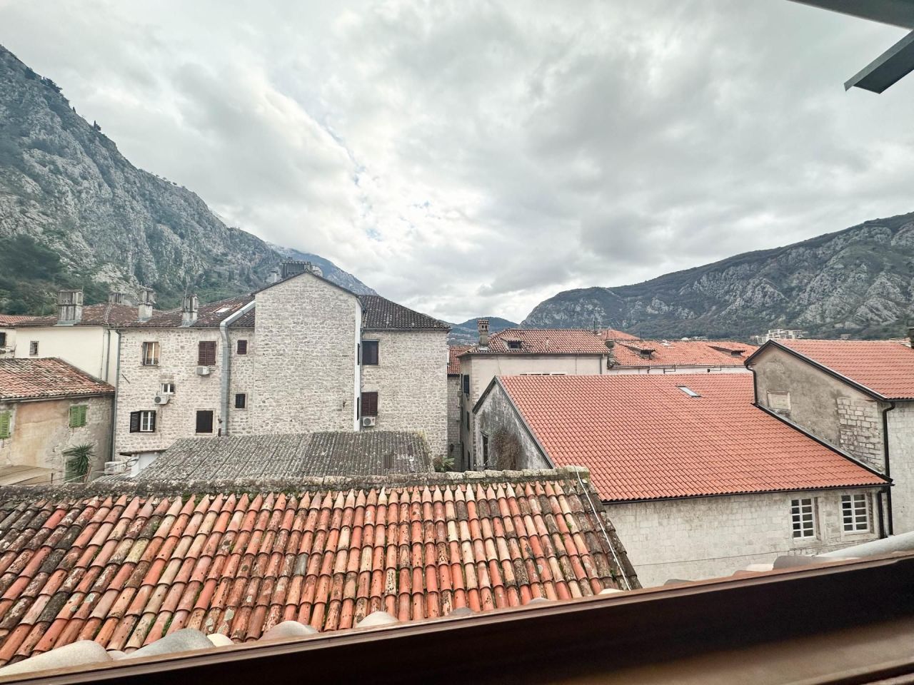 Квартира в Которе, Черногория, 75 м² - фото 12