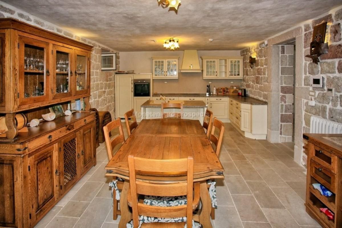 Дом в Режевичах, Черногория, 256 м² - фото 13