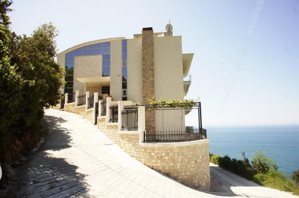 Дом в Улцине, Черногория, 900 м² - фото 17