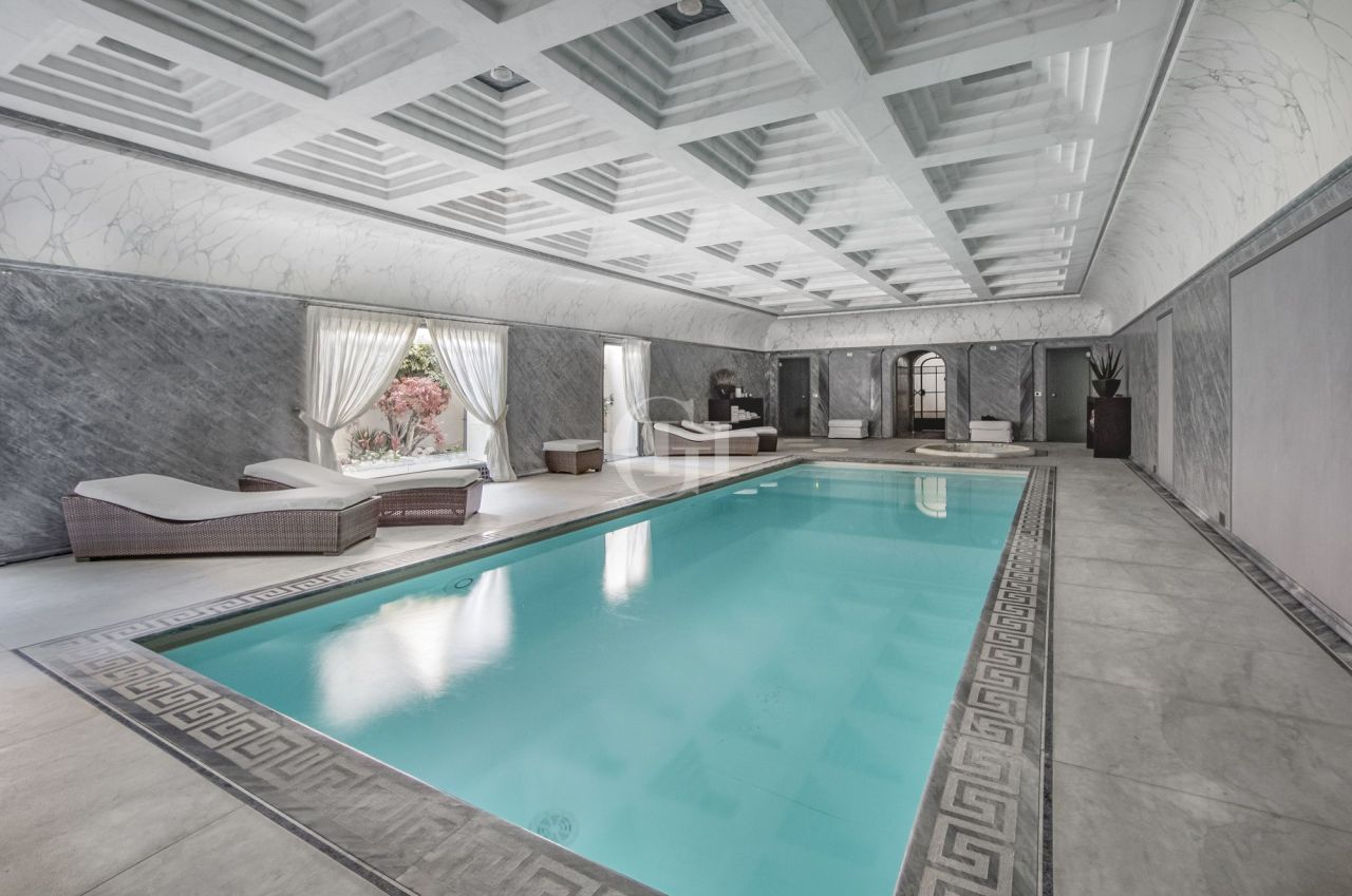 Вилла у озера Гарда, Италия, 2 913 м² - фото 15