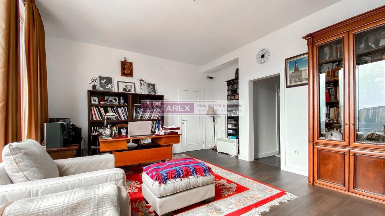 Вилла в Кумборе, Черногория, 335 м² - фото 9