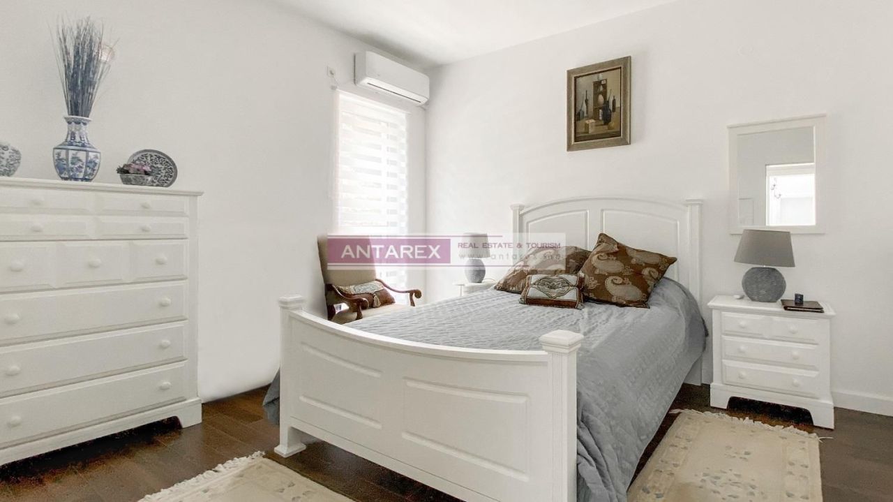 Вилла в Кумборе, Черногория, 335 м² - фото 11